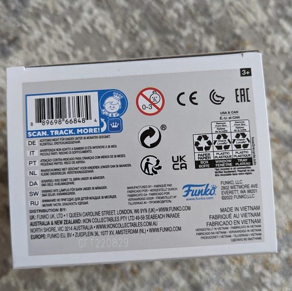 Funko Pop Tapatio Man Diamond Exclusive - Picture 3 of 6